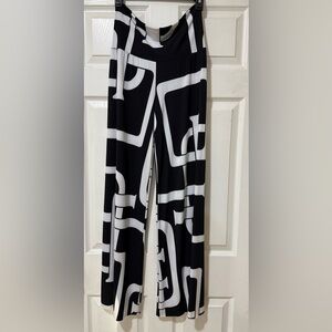 Black and White Geometric Women's Pants